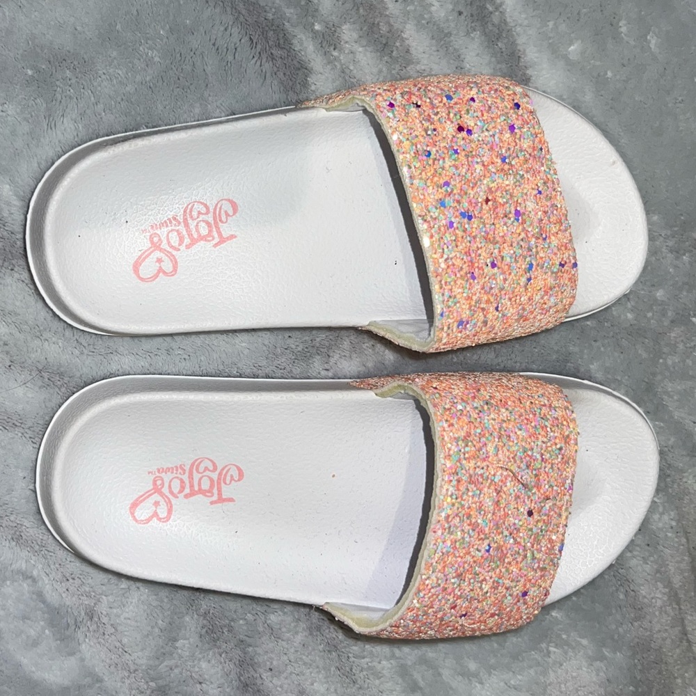 JoJo Siwa sandals/slippers. Never worn. Great condition brand new. Pink sparkly.